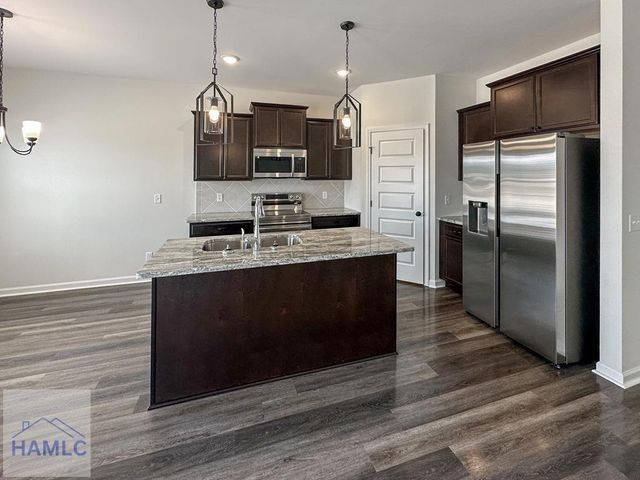 573 Doctor's Creek Road NE, Ludowici, GA 31316