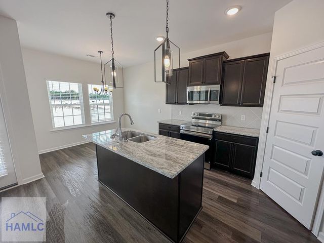 573 Doctor's Creek Road NE, Ludowici, GA 31316