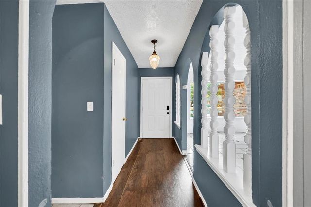 1111 Lincoln, Norman, OK 73072