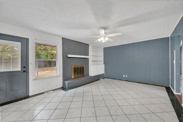 1111 Lincoln, Norman, OK 73072