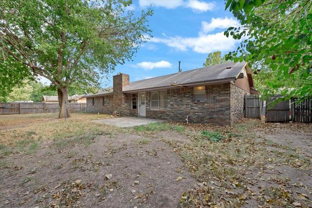 1111 Lincoln, Norman, OK 73072