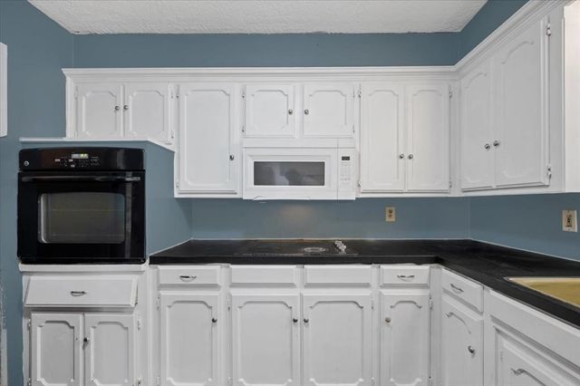 1111 Lincoln, Norman, OK 73072