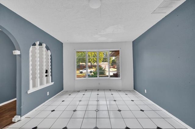 1111 Lincoln, Norman, OK 73072