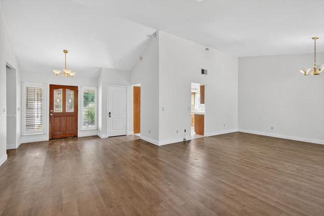 1628 Buena Vista Dr, Yuba City, CA 95993