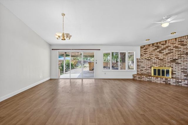 1628 Buena Vista Dr, Yuba City, CA 95993