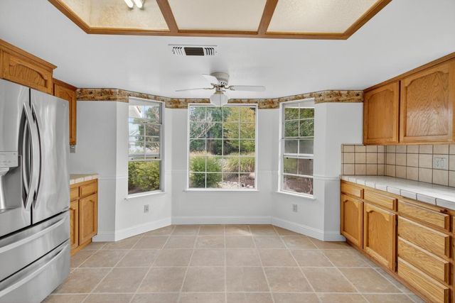 1628 Buena Vista Dr, Yuba City, CA 95993