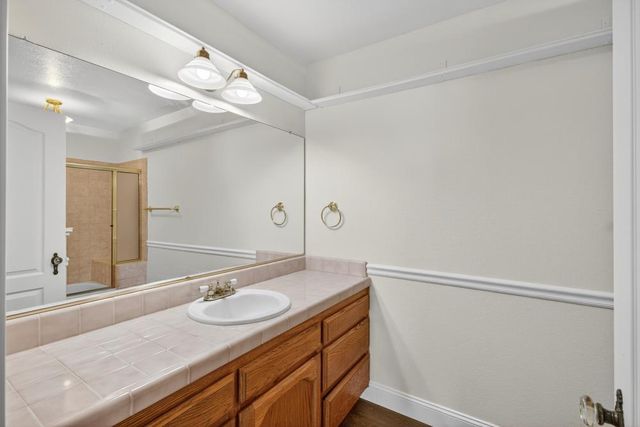 1628 Buena Vista Dr, Yuba City, CA 95993