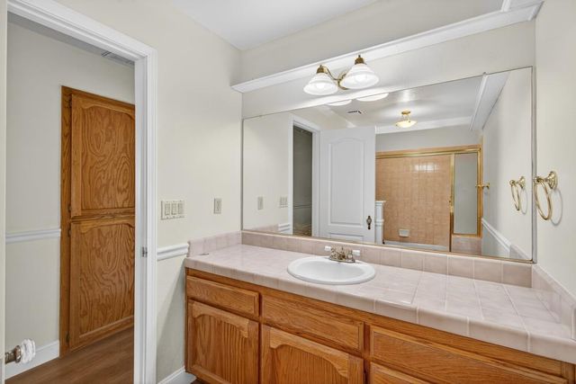 1628 Buena Vista Dr, Yuba City, CA 95993