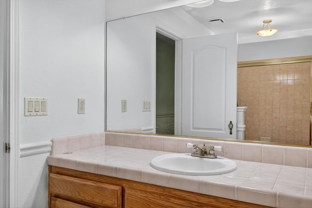 1628 Buena Vista Dr, Yuba City, CA 95993