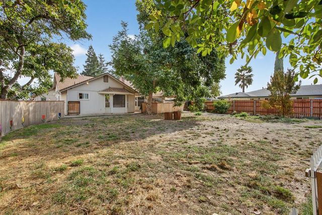 1628 Buena Vista Dr, Yuba City, CA 95993