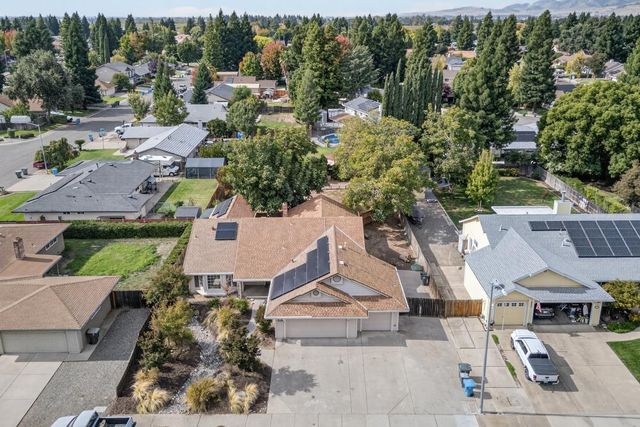 1628 Buena Vista Dr, Yuba City, CA 95993