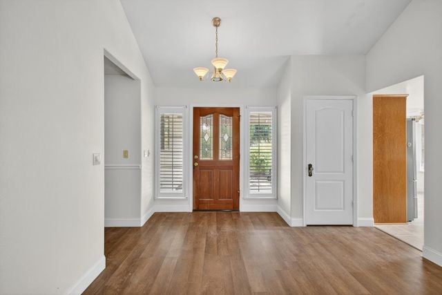 1628 Buena Vista Dr, Yuba City, CA 95993