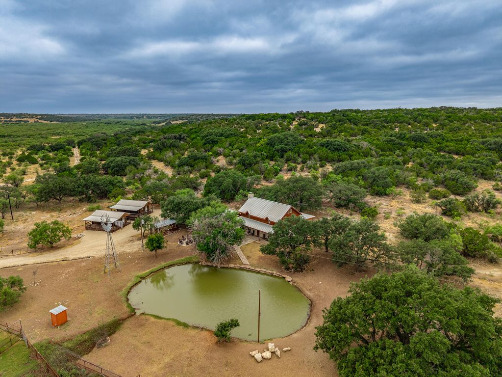 Image 108 of property listing at 1330 Private Rd 3337, Sonora, TX 76950