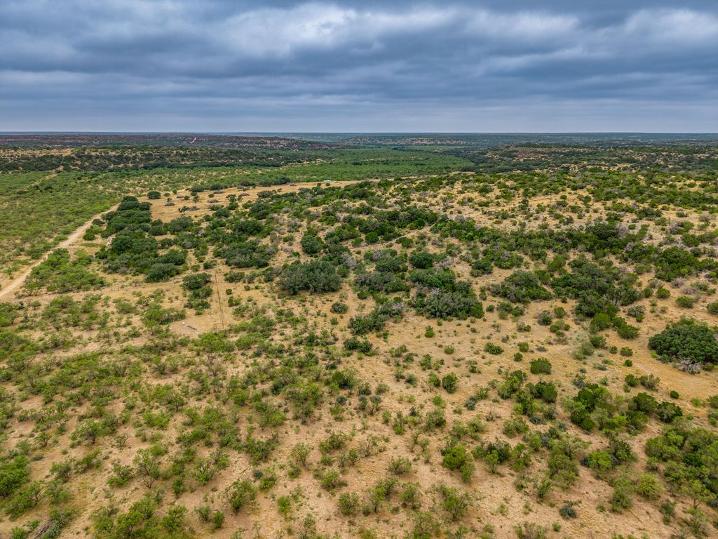 Image 38 of property listing at 1330 Private Rd 3337, Sonora, TX 76950
