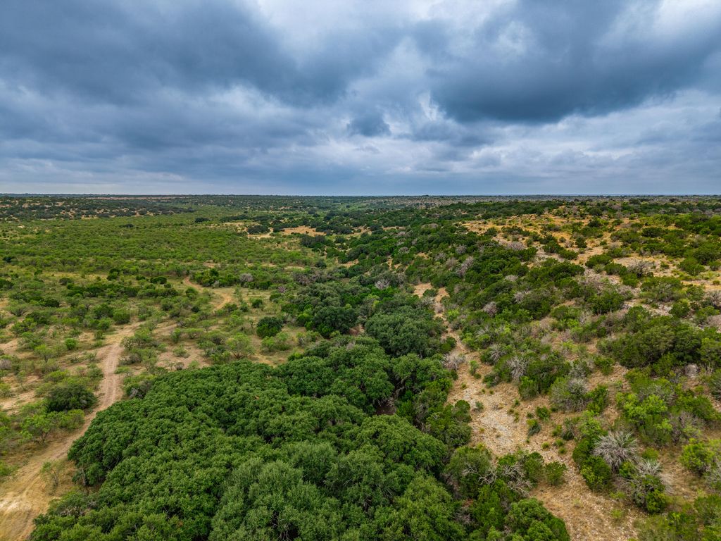 Image 58 of property listing at 1330 Private Rd 3337, Sonora, TX 76950