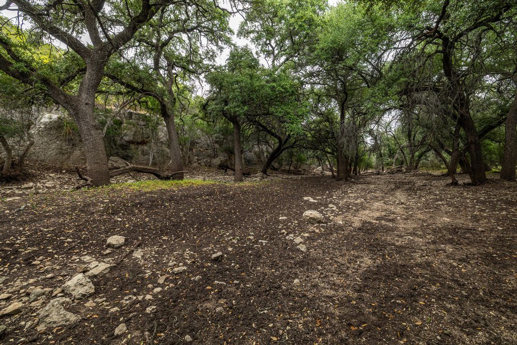Image 61 of property listing at 1330 Private Rd 3337, Sonora, TX 76950