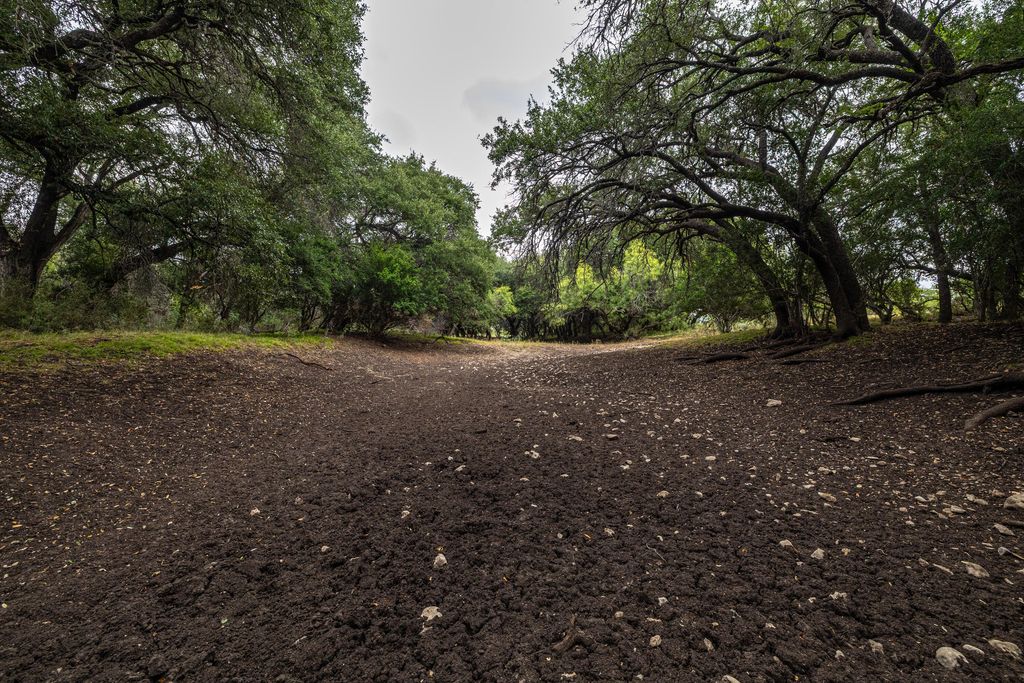Image 62 of property listing at 1330 Private Rd 3337, Sonora, TX 76950