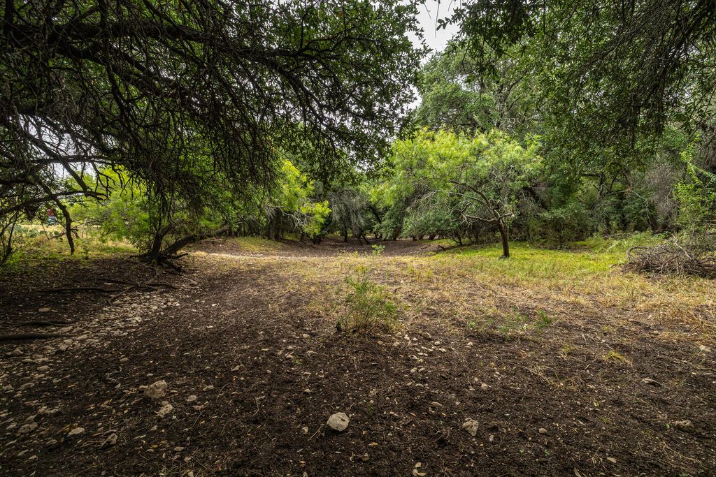 Image 63 of property listing at 1330 Private Rd 3337, Sonora, TX 76950