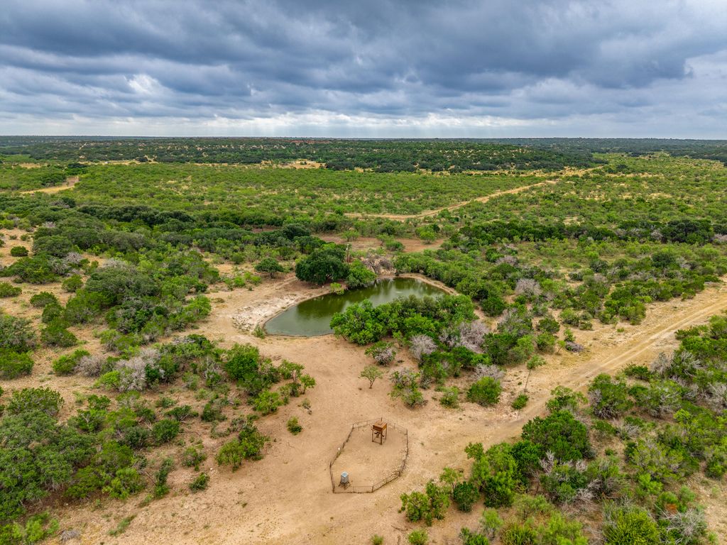Image 68 of property listing at 1330 Private Rd 3337, Sonora, TX 76950