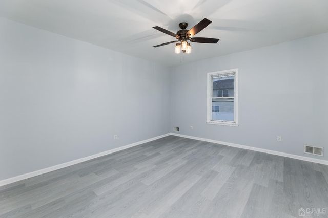 80 Heald Street, Carteret, NJ 07008