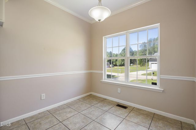 20 Greenleaf Court, Louisburg, NC 27549