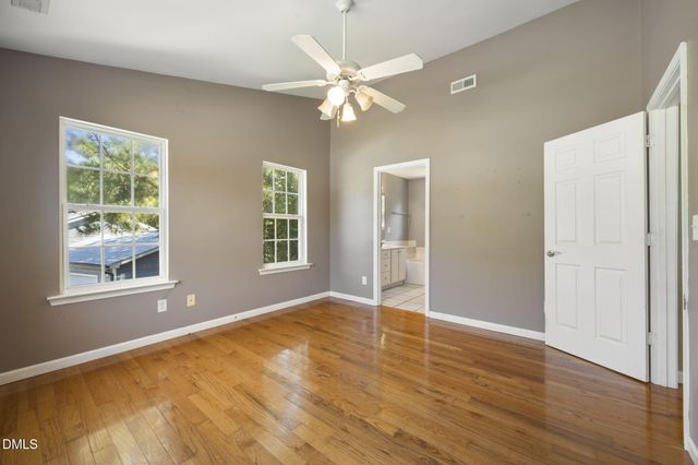 20 Greenleaf Court, Louisburg, NC 27549