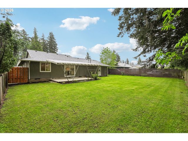 915 Se 205TH Dr, Gresham, OR 97030