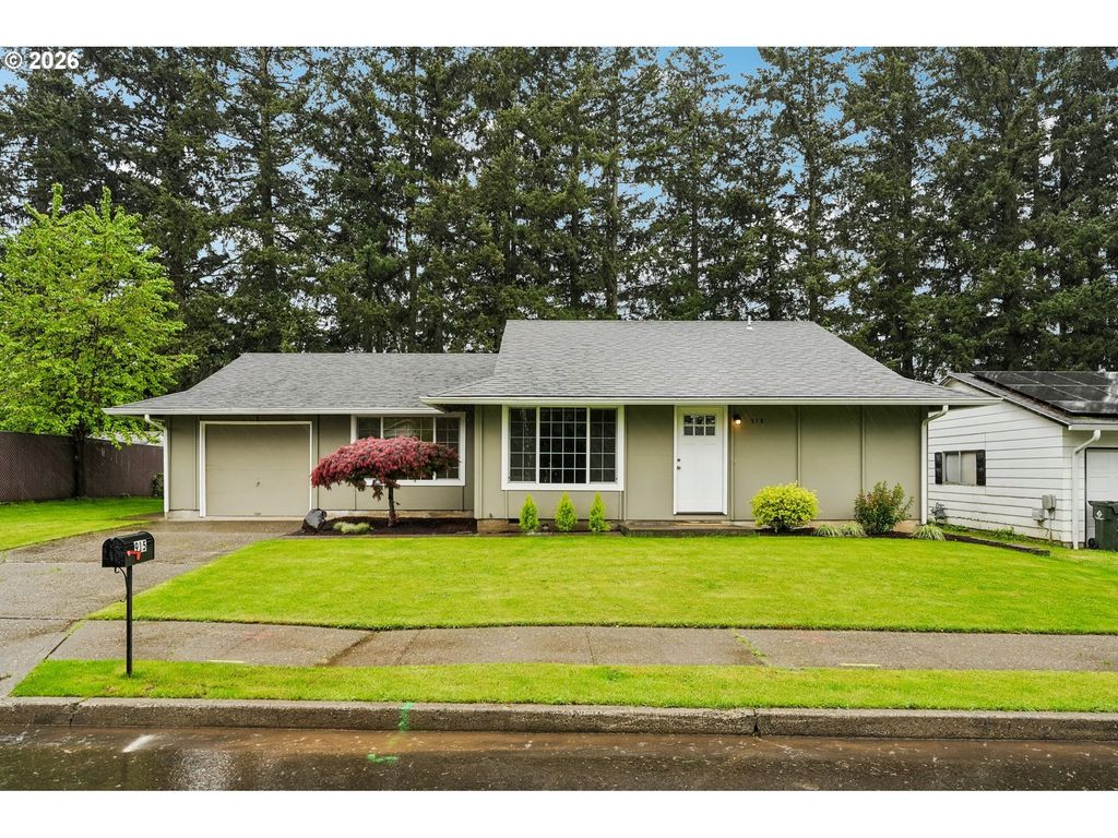 915 Se 205TH Dr, Gresham, OR 97030