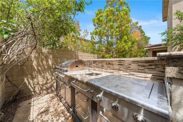 228 Wicker, Irvine, CA 92618