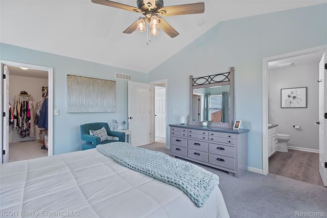 52527 Stafford Drive, Macomb Township, MI 48042