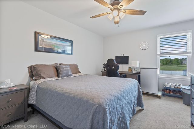 52527 Stafford Drive, Macomb Township, MI 48042