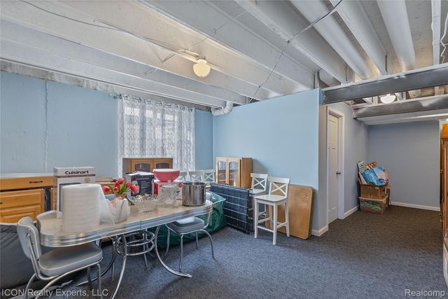 52527 Stafford Drive, Macomb Township, MI 48042