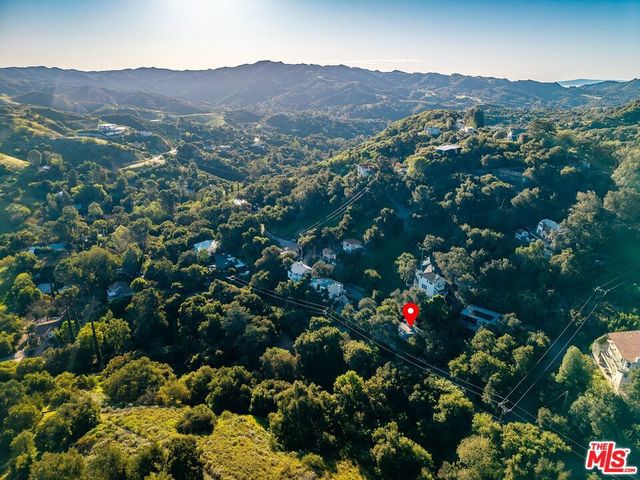 21936 Canon Drive, Topanga, CA 90290