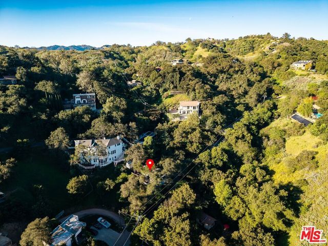 21936 Canon Drive, Topanga, CA 90290