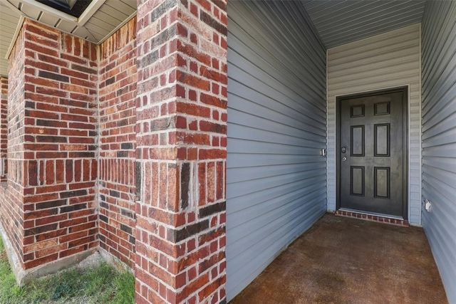 2425 Sunshine Lane, Yukon, OK 73099