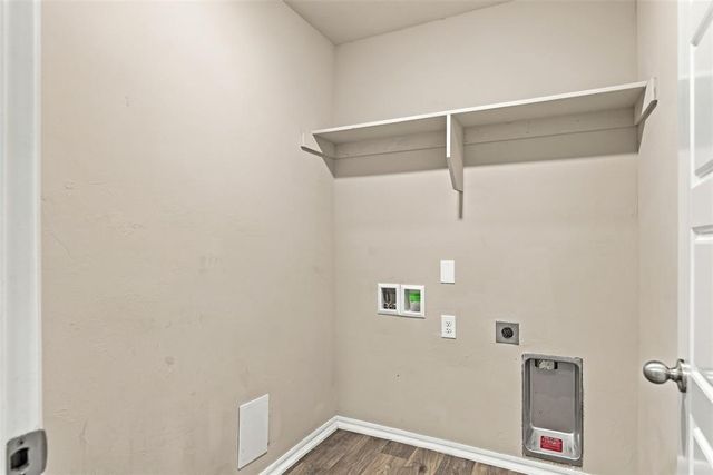 2425 Sunshine Lane, Yukon, OK 73099