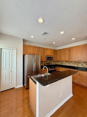 2947 POINTEVIEW DRIVE, Tampa, FL 33611