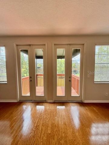 2947 POINTEVIEW DRIVE, Tampa, FL 33611