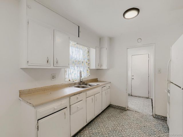 4290 E 70th Avenue, Commerce City, CO 80022