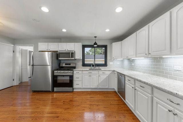 307 S Pierce Avenue, Wheaton, IL 60187