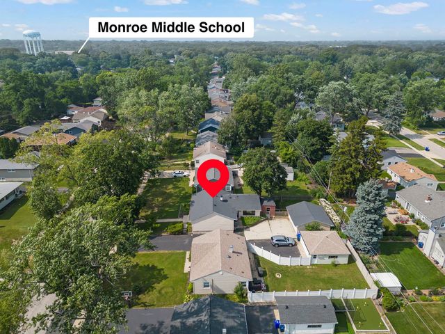 307 S Pierce Avenue, Wheaton, IL 60187