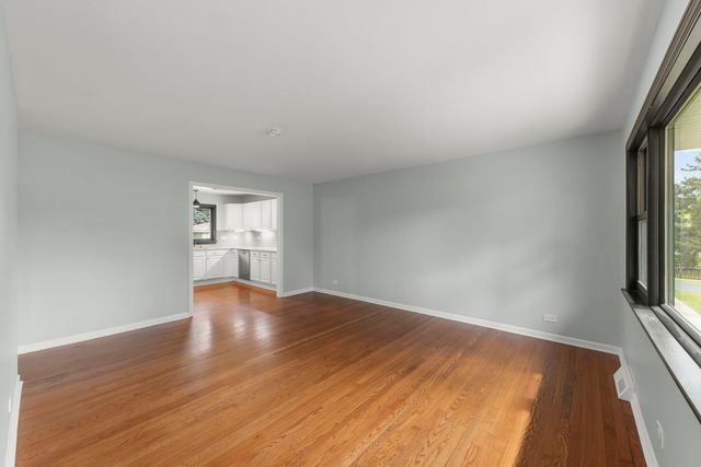 307 S Pierce Avenue, Wheaton, IL 60187