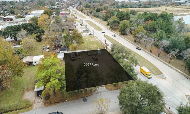 10155 Comanche Lane, Houston, TX 77041