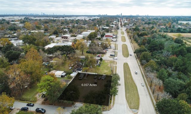 10155 Comanche Lane, Houston, TX 77041