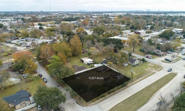 10155 Comanche Lane, Houston, TX 77041