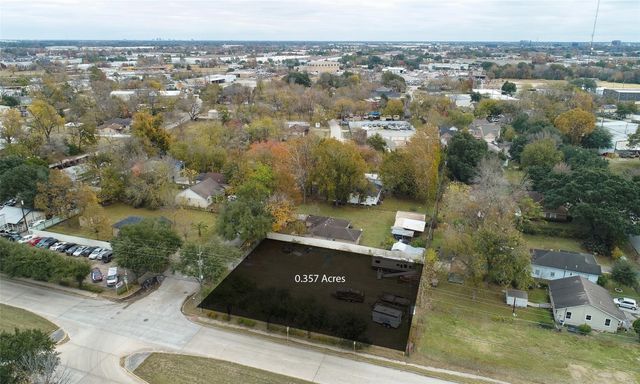 10155 Comanche Lane, Houston, TX 77041