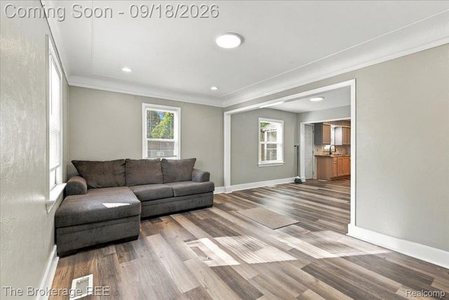 1398 Merle Avenue, Burton, MI 48509