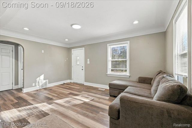 1398 Merle Avenue, Burton, MI 48509