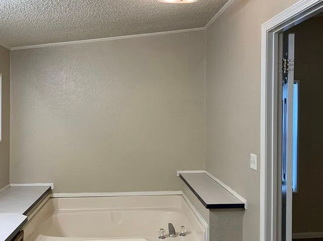 1714 VZ County Road 4418, Canton, TX 75103