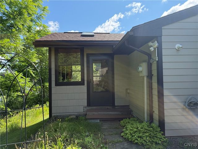 743 Village Boulevard South, Van Buren, NY 13027